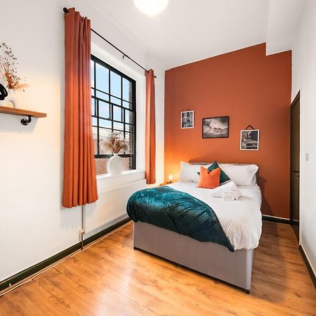 Spacious Birmingham City Apartment Exteriör bild